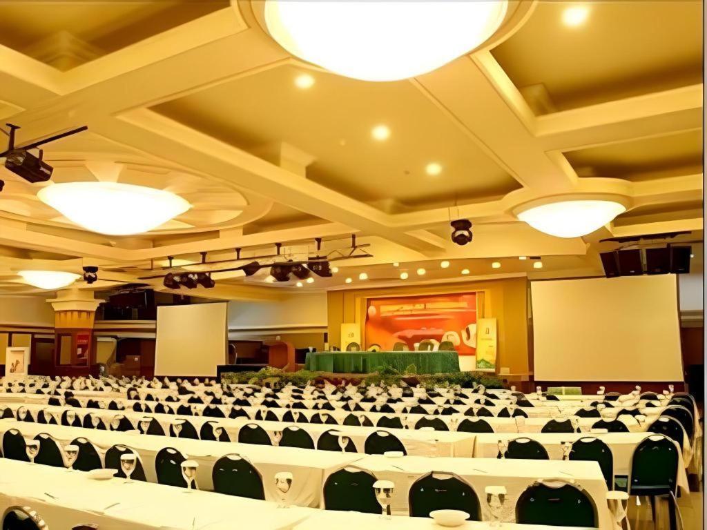 Hotel Banjarmasin International Banjarmasin (South Kalimantan) Exterior foto